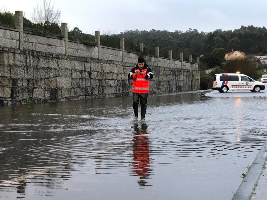 Los efectos de las intensas lluvias en O Grove.