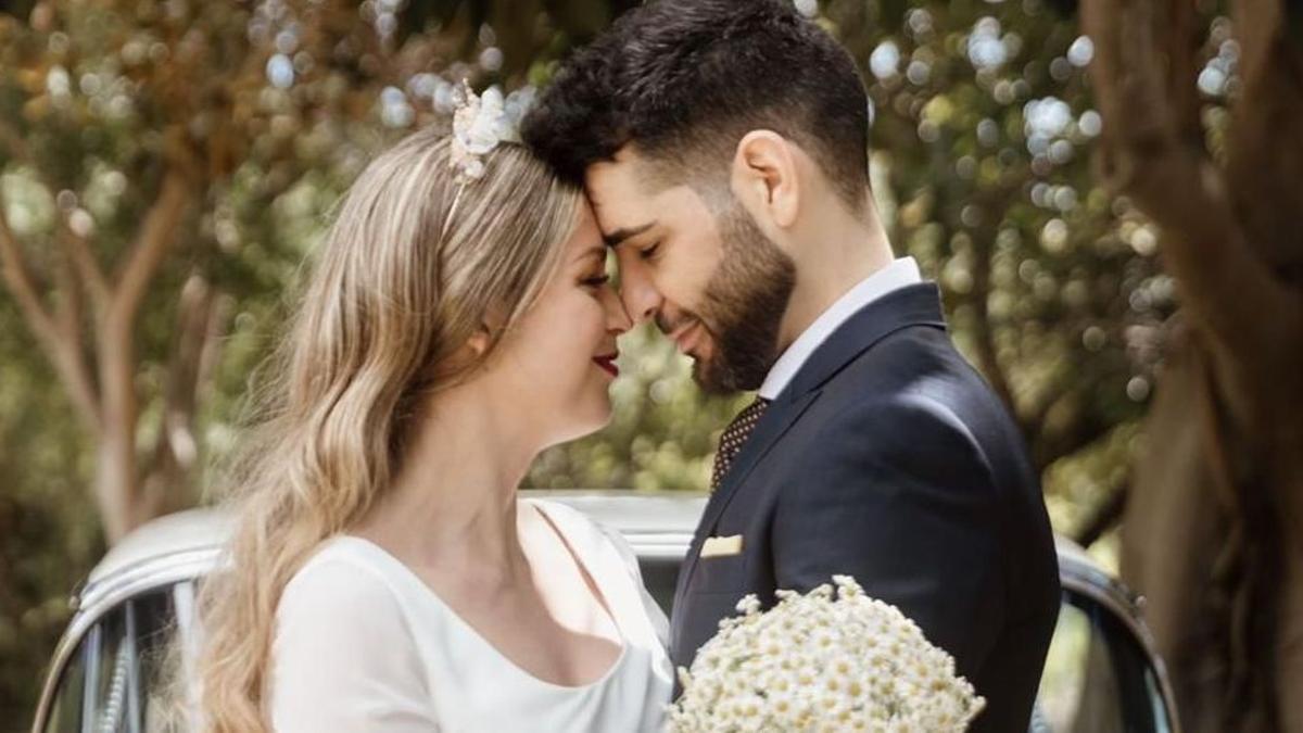 Alba y Alejandro regalaron test de antígenos a sus invitados para una boda más segura.