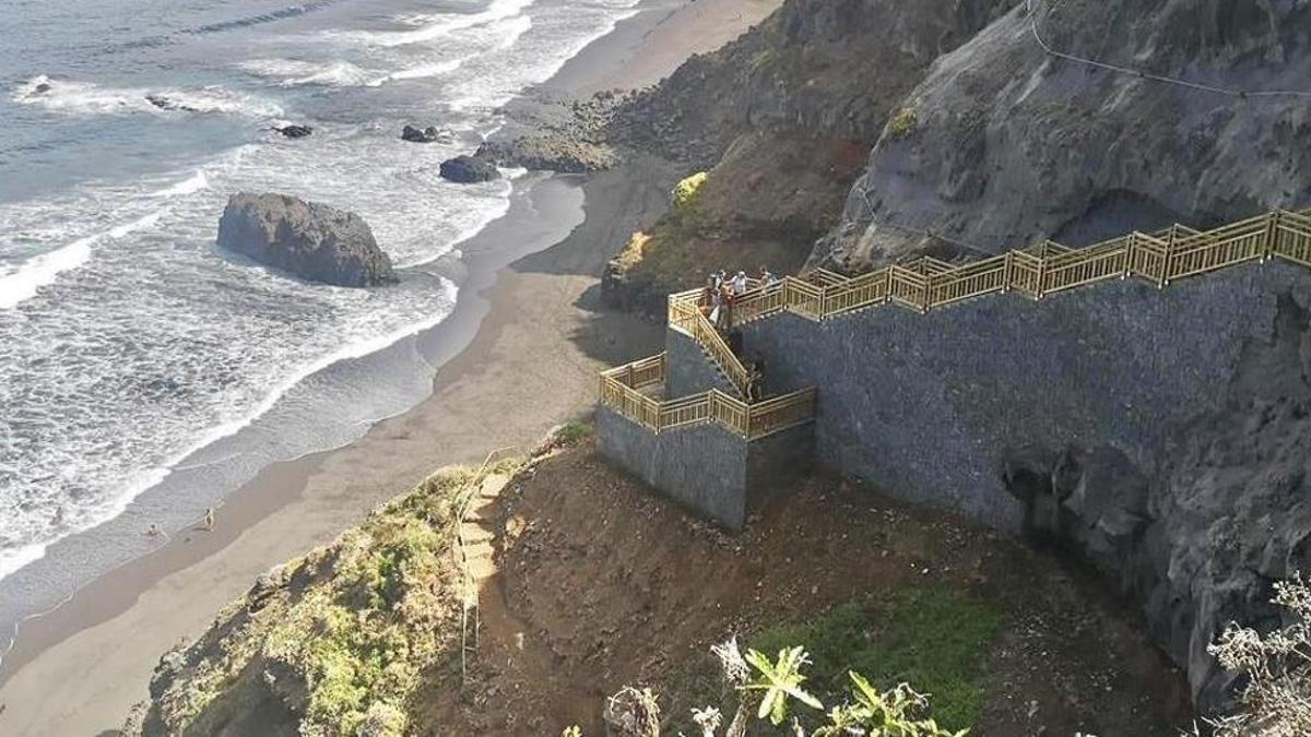 Imagen de archivo de la playa de Los Patos en La Orotava.