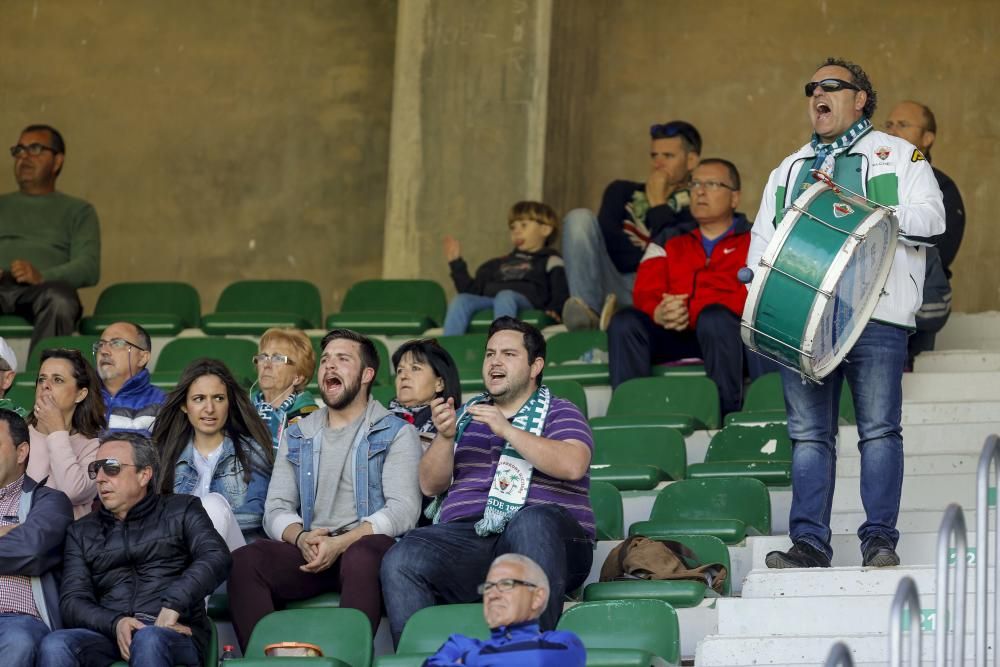 Los goles de Nino, Álex Fernández y Borja Valle le dan un respiro al equipo.