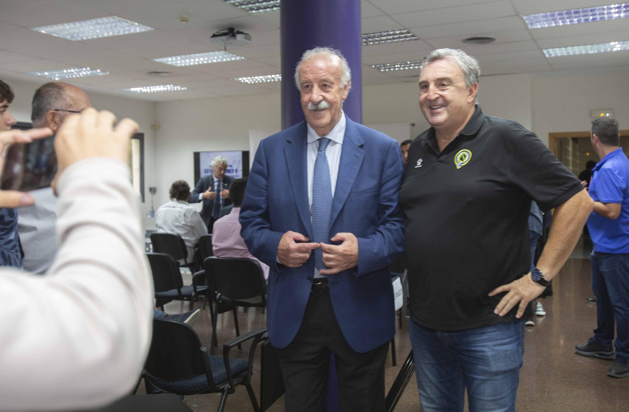 Vicente del Bosque participa en una jornada conmemorativa del Centenario del Hércules