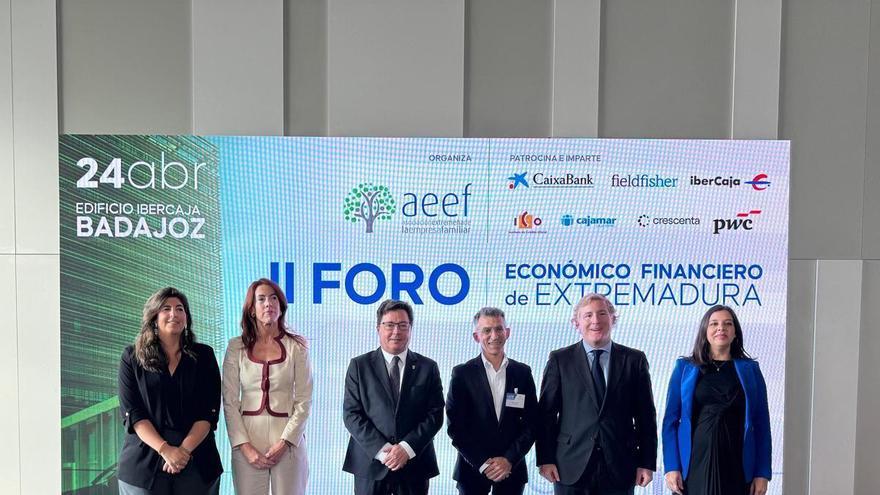 La Junta ampliará en 2 millones las ayudas de Consolidapyme y GoToMarket tras la 