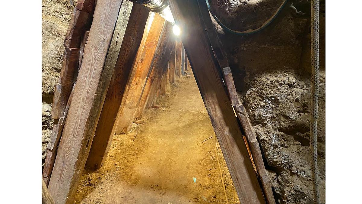 Un aspecto de la reconstrucción del túnel en el museo berlinés.