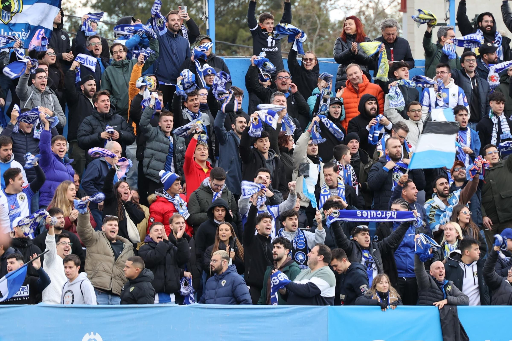 Las mejores imágenes del partido Alcoyano - Hércules