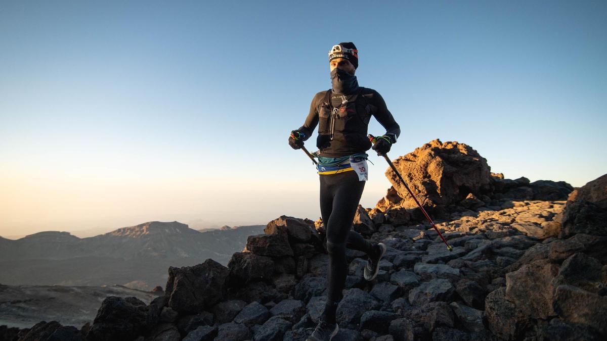 Alexis Martín durante su paso por La Rambleta en la Bluetrail