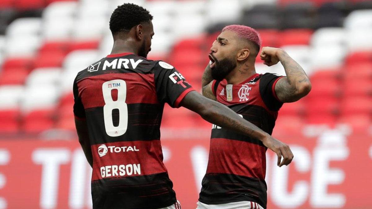 Gabigol celebra el gol que sitúa al Flamengo como líder