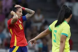 La España campeona se desintegra y cae traumáticamente ante Brasil (4-2)