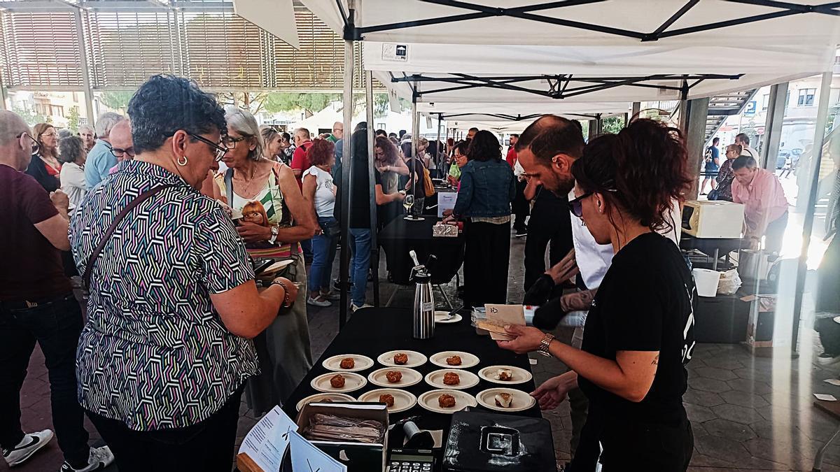 El Tast Surrealista omple Figueres de sabors dalinians