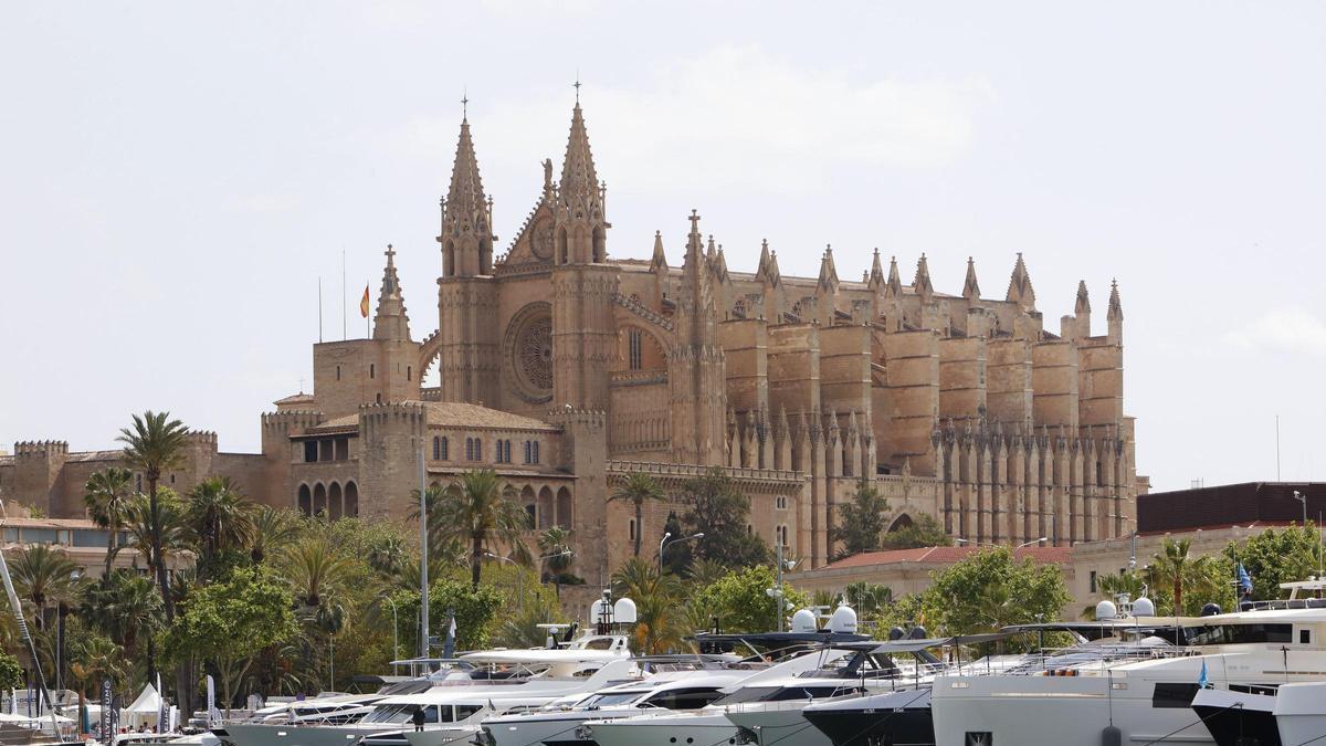 Luxusyachten, Gedränge und große Geschäfte: So war der Auftakt der Palma International Boat Show