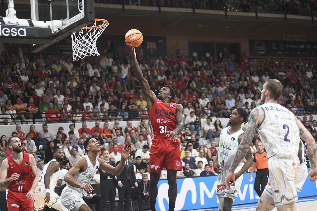 Todas las imágenes de la semifinal de la Supecopa entre el UCAM Murcia y el Unicaja