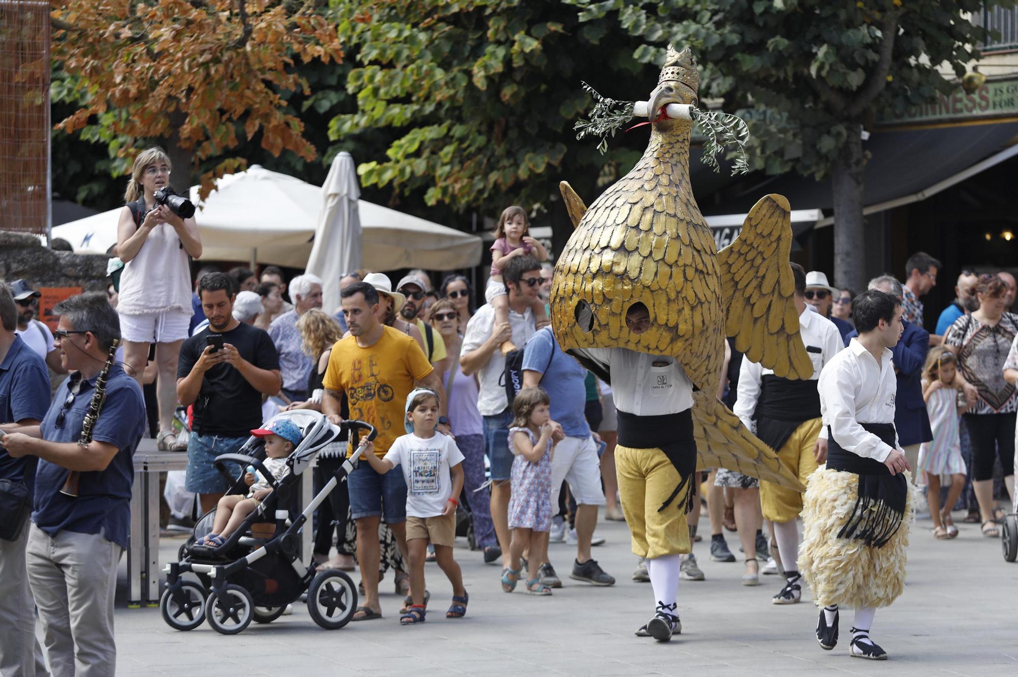 Inici de la festa major de la Bisbal d'Empordà 2023