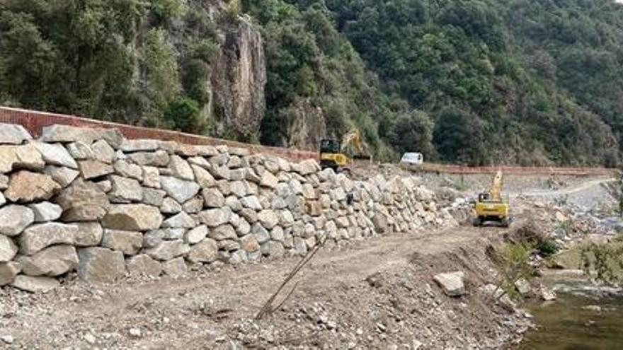 Endesa repara els danys causats pel Gloria a la carretera del pantà de Susqueda