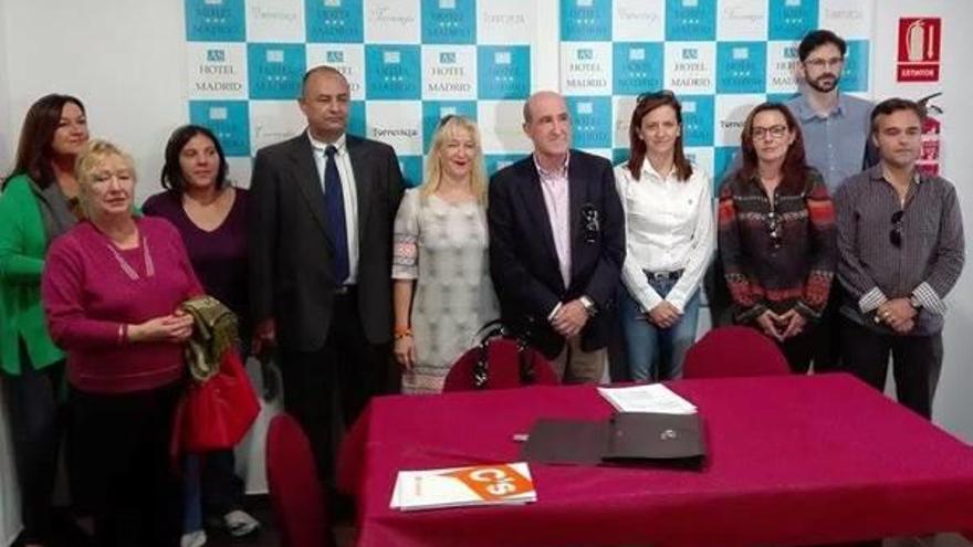 Foto de la nueva junta directiva con Rosario Soler.