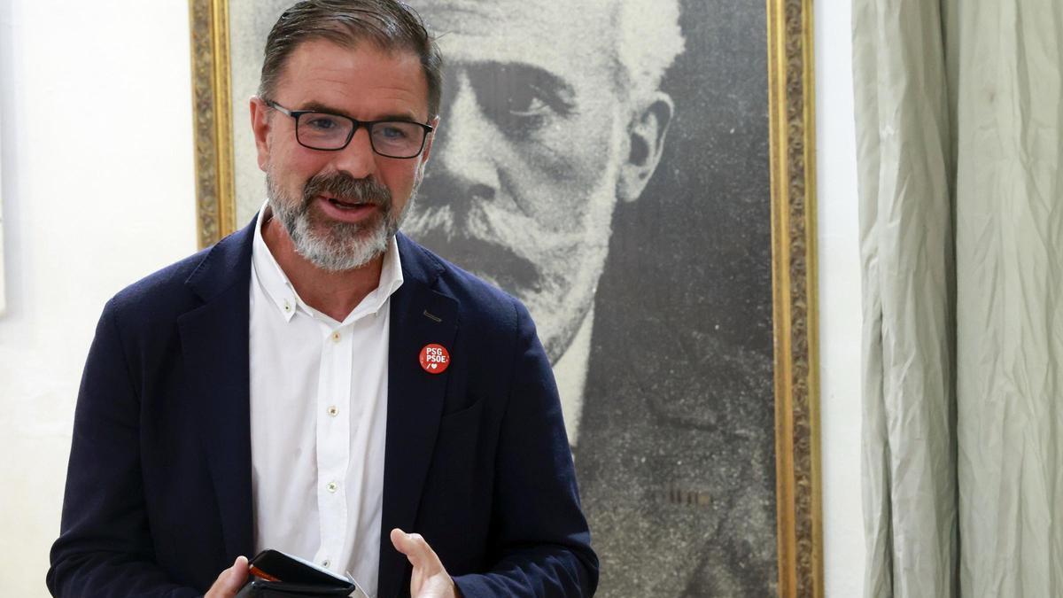 Ángel Manuel Mato Escalona (Ferrol, 1971) será candidato del PSOE