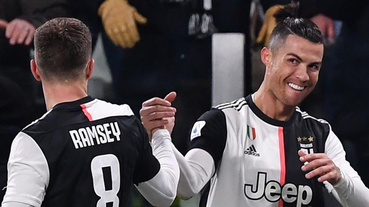 Cristiano marcó los dos goles de la Juventus contra el Parma