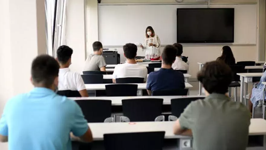 La Covid obliga a imponer normas específicas en la vuelta al colegio