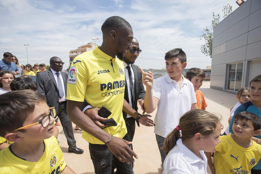 Presentación de Toko Ekambi en el Villarreal CF