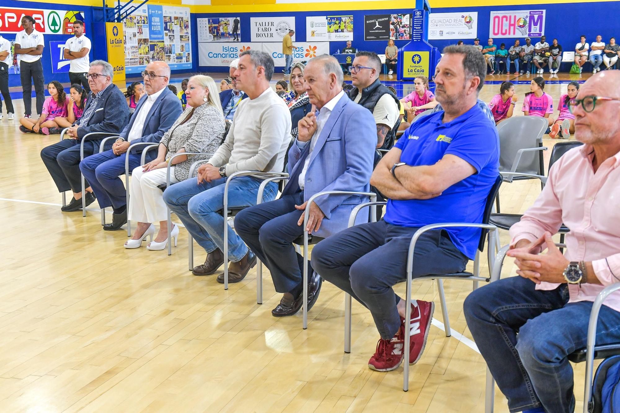 Homenaje en La Paterna al Spar Gran Canaria, que quedó campeón de España júnior