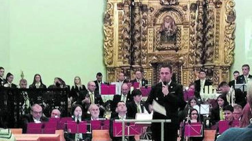 Músicos de Calatorao y Épila actuaron en la iglesia de Santa Ana. | SERVICIO ESPECIAL