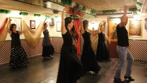 Los juaneles, clases sevillanas
