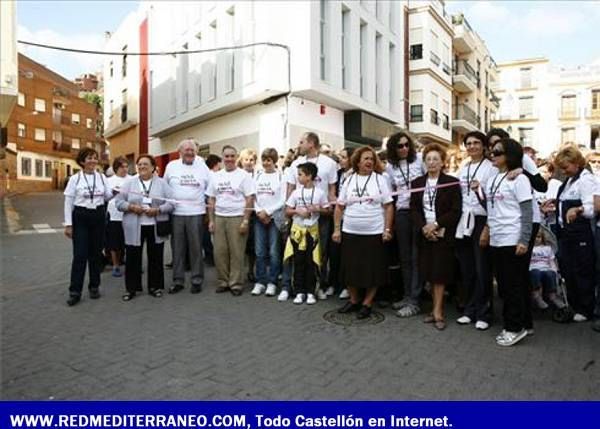 MULTITUDINARIA MARCHA SOLIDARIA CONTRA EL CÁNCER EN LA VILAVELLA