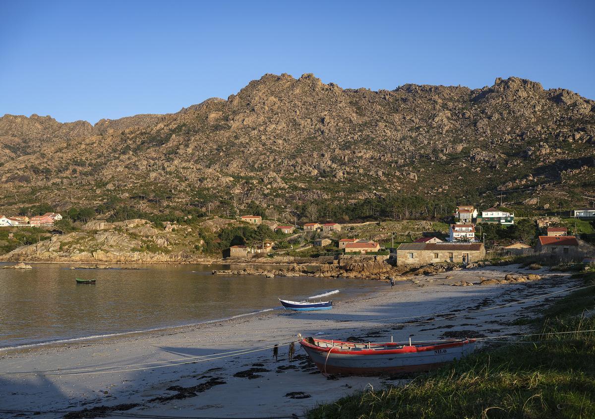 Monte de O Pindo desde Porto de Quilmans