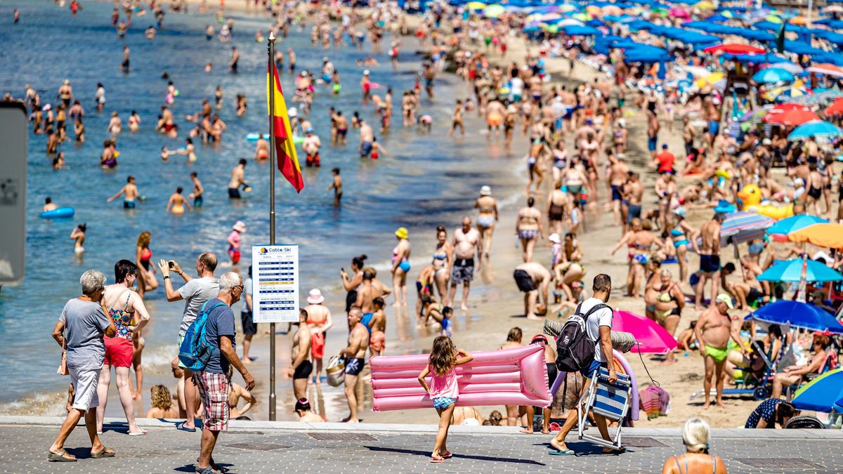 La playa es en verano el mejor ingrediente para combatir el calor