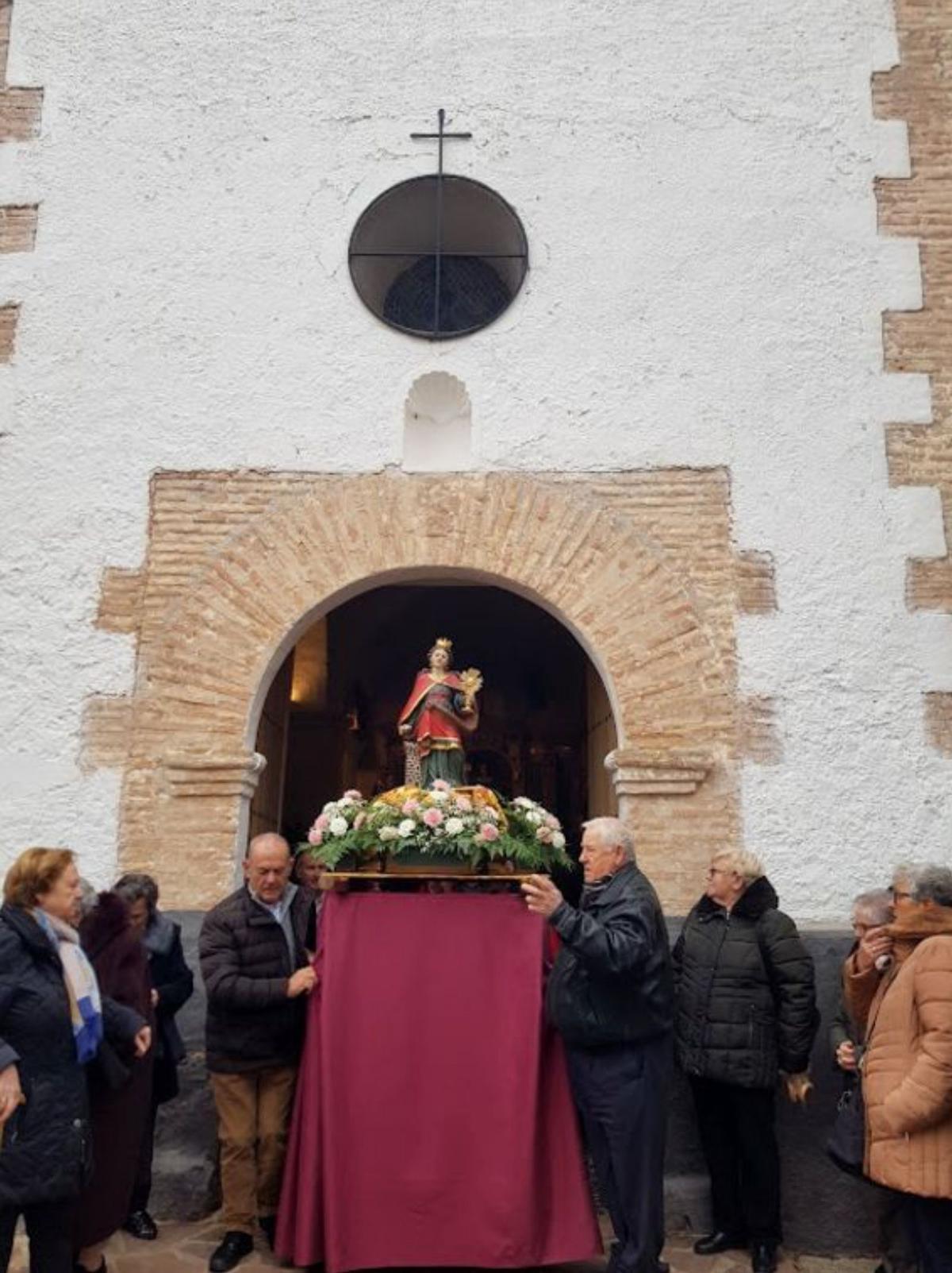 Procesión desde la iglesia San Francisco de Asís. | SERVICIO ESPECIAL