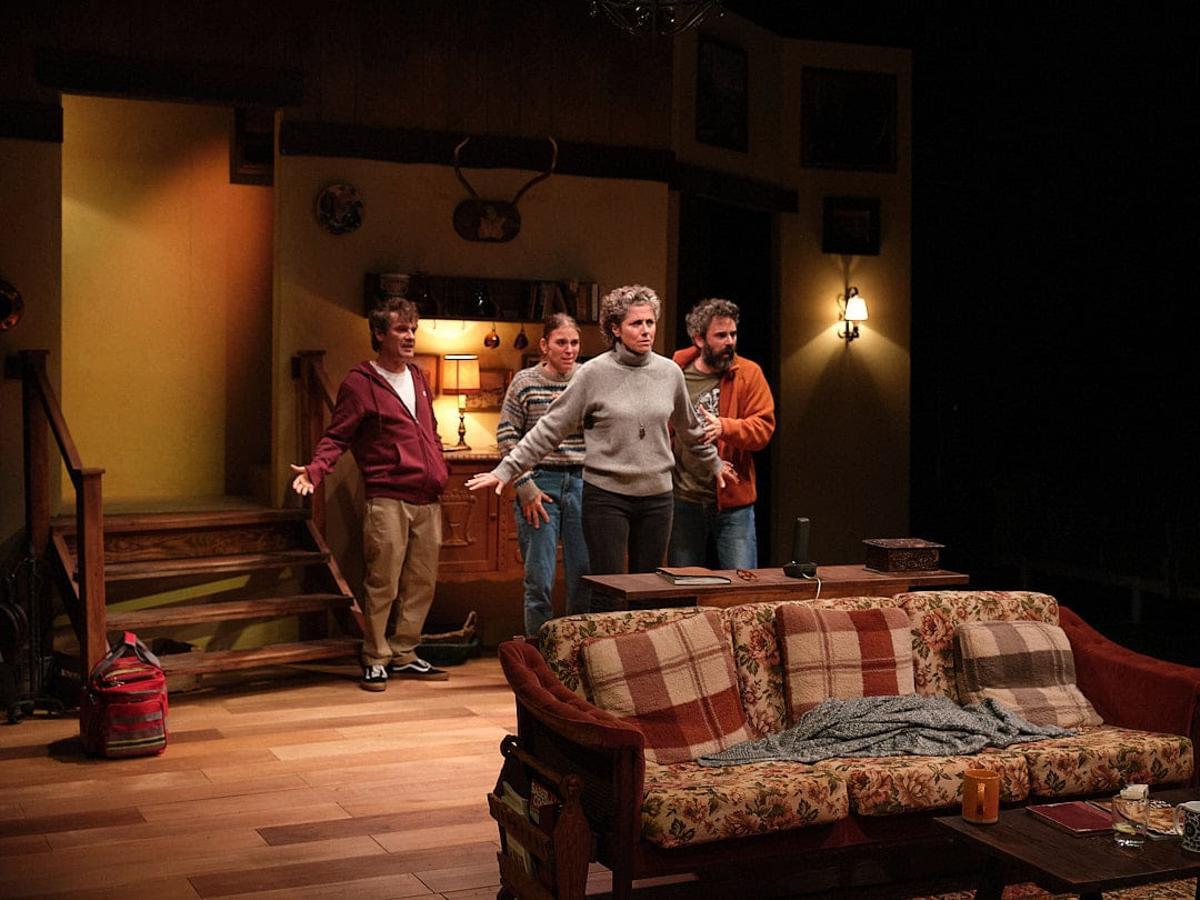 Escena de 'La Presència', el 'thriller' en clave de comedia que ha triunfado en Catalunya.