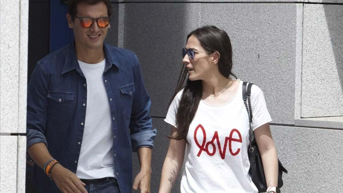 Malú y Albert Rivera esperan su primer hijo