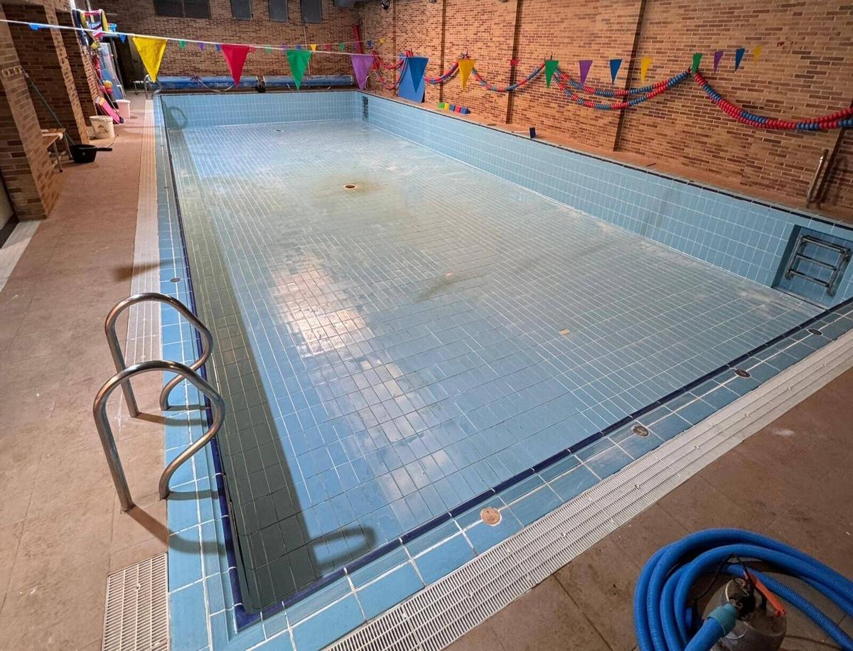 Paterna compra una piscina en el barrio de Campamento.