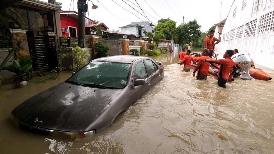 La tormenta &#039;Nalgae&#039; deja ya 98 fallecidos en Filipinas