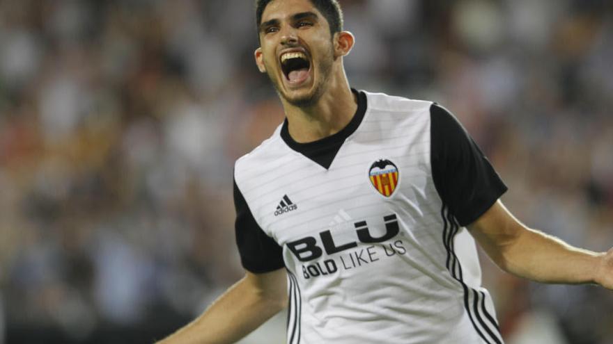 Guedes celebra un gol ante el Sevilla.