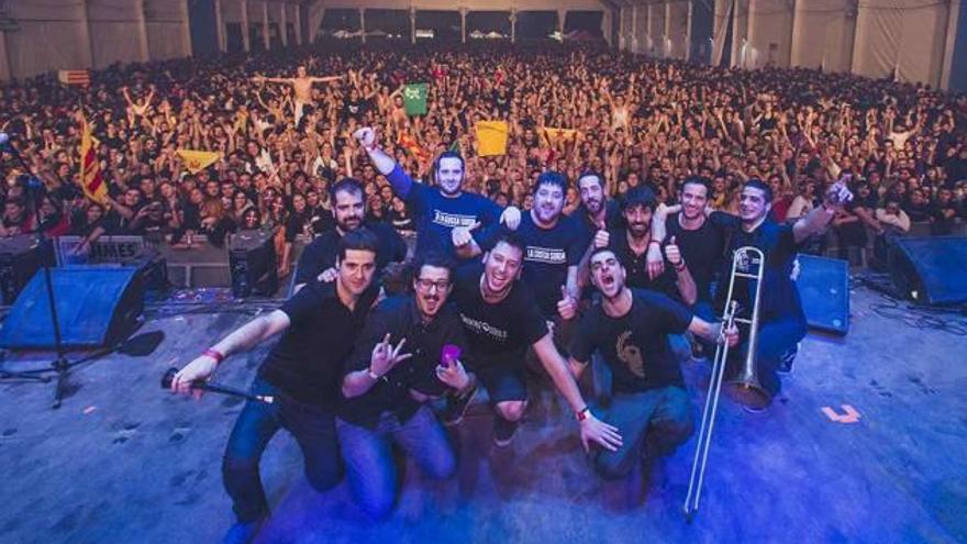 Diez mil personas abarrotan  el Festivern de Tavernes