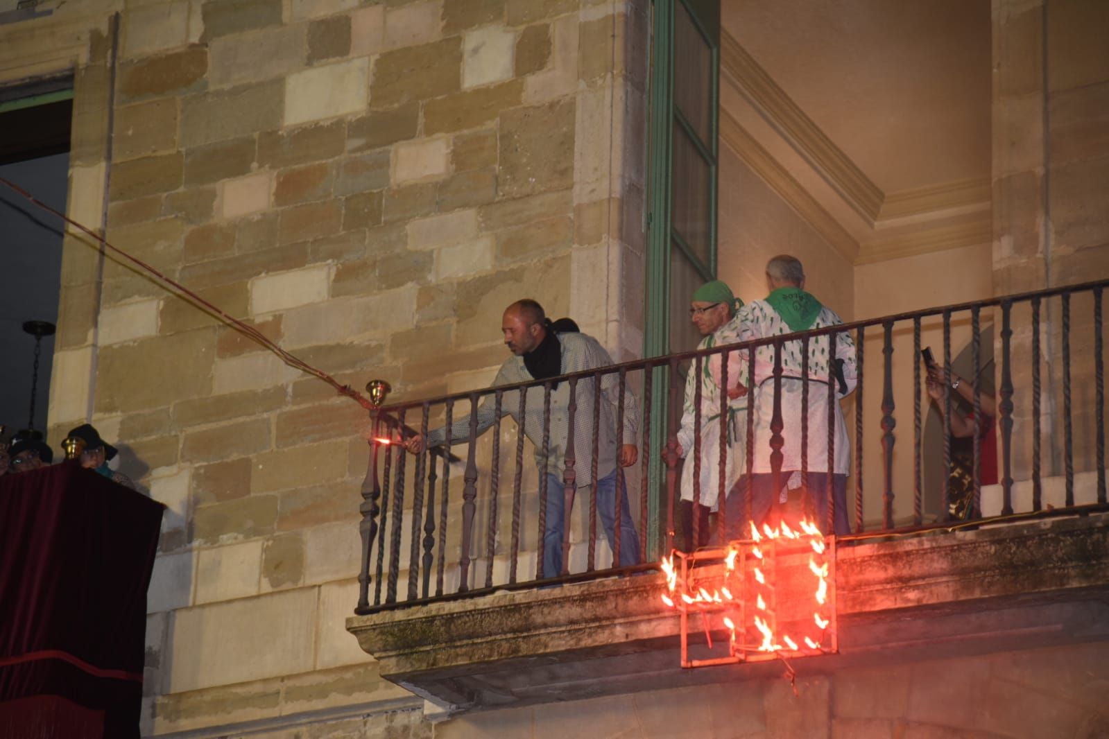 Troba't a les imatges del correfoc de Manresa