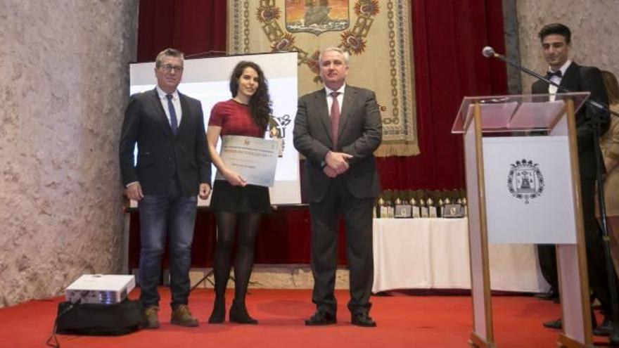 El Ayuntamiento, condecorado por el taekwondo