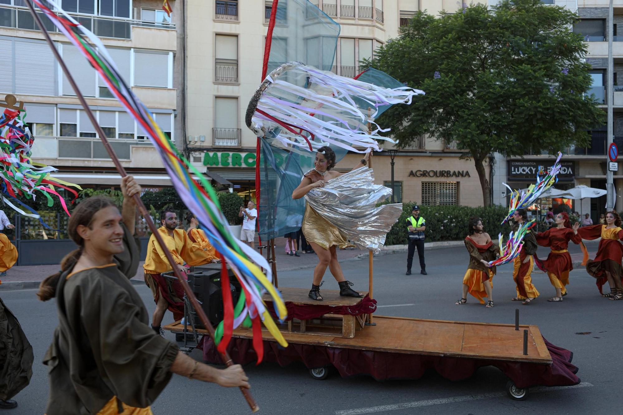 Las imágenes del desfile infantil de Carthagineses y Romanos 2023