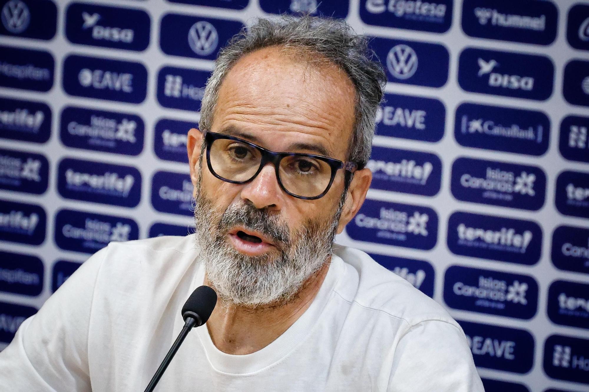 CD Tenerife-Real Oviedo, en imágenes