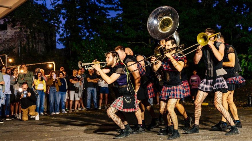Os Artistas del Gremio na quinta edición do Galaico Brass en Merza |  Vacaloura Fotorafía