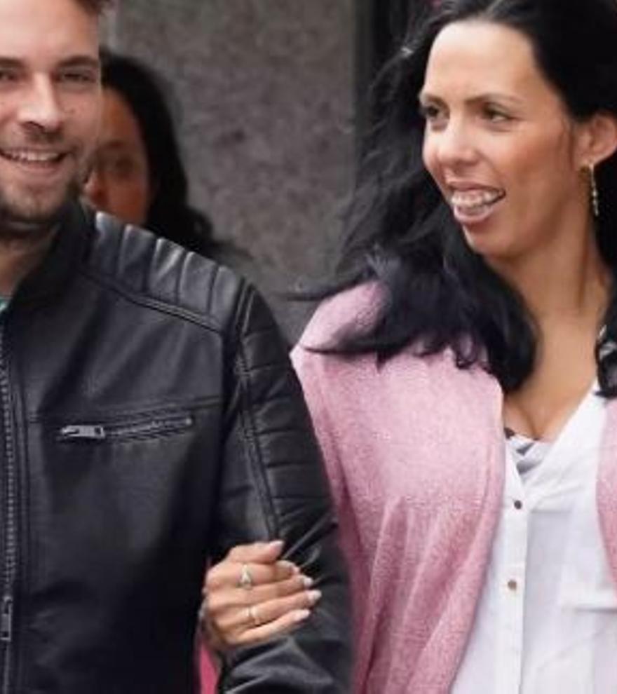 Nuevo giro en la vida de Paola Olmedo y el hijo de Carmen Borrego tras perder su casa: &quot;Discusiones gordas&quot;