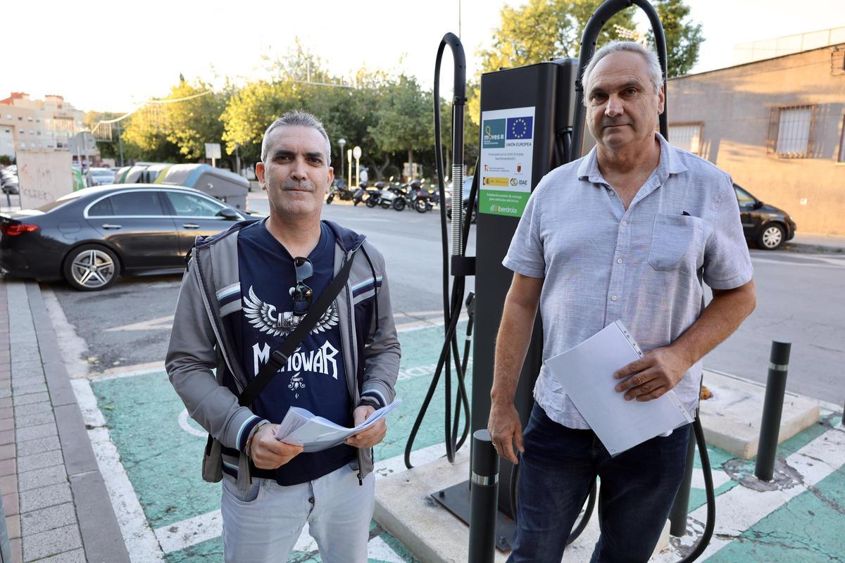 José Javier y Diego, afectados por las subvenciones, el pasado noviembre