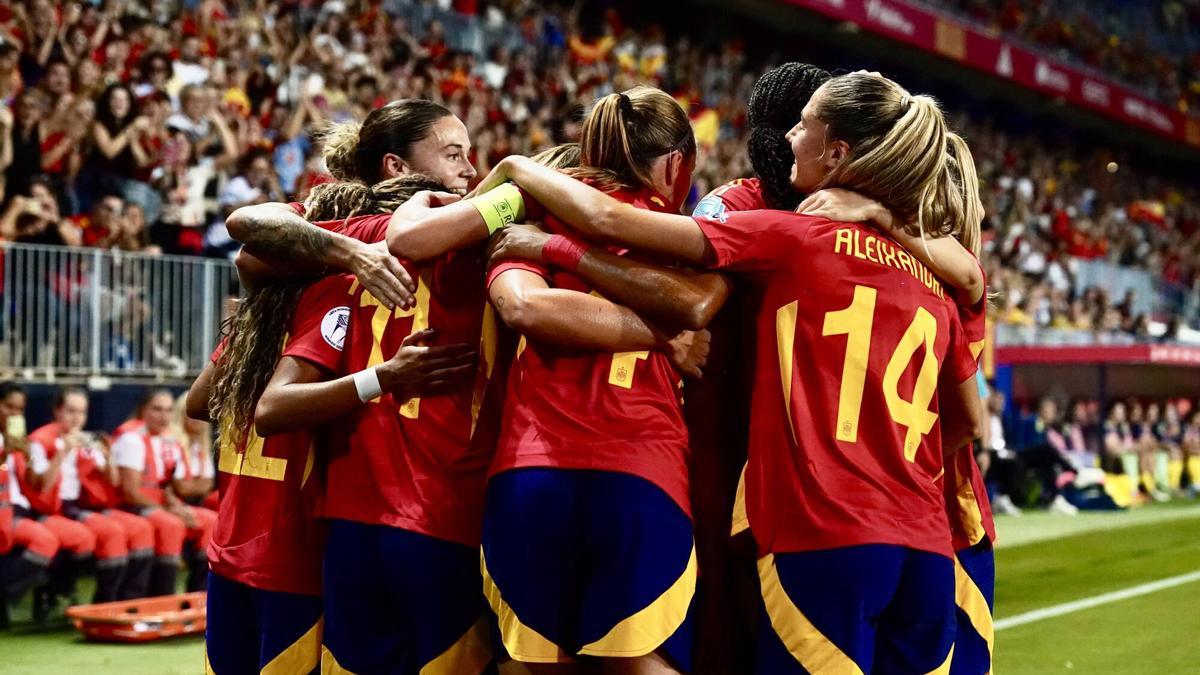 Imágenes del España - Suecia en La Rosaleda