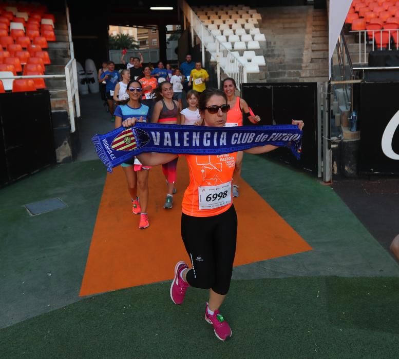 Búscate en la Volta a Peu del Valencia CF