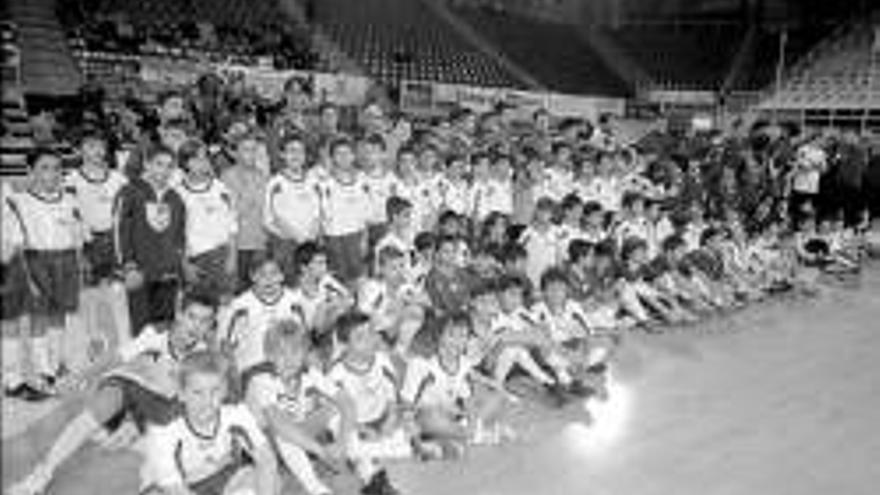 La cantera del Forma Cáceres 2016 de fútbol sala