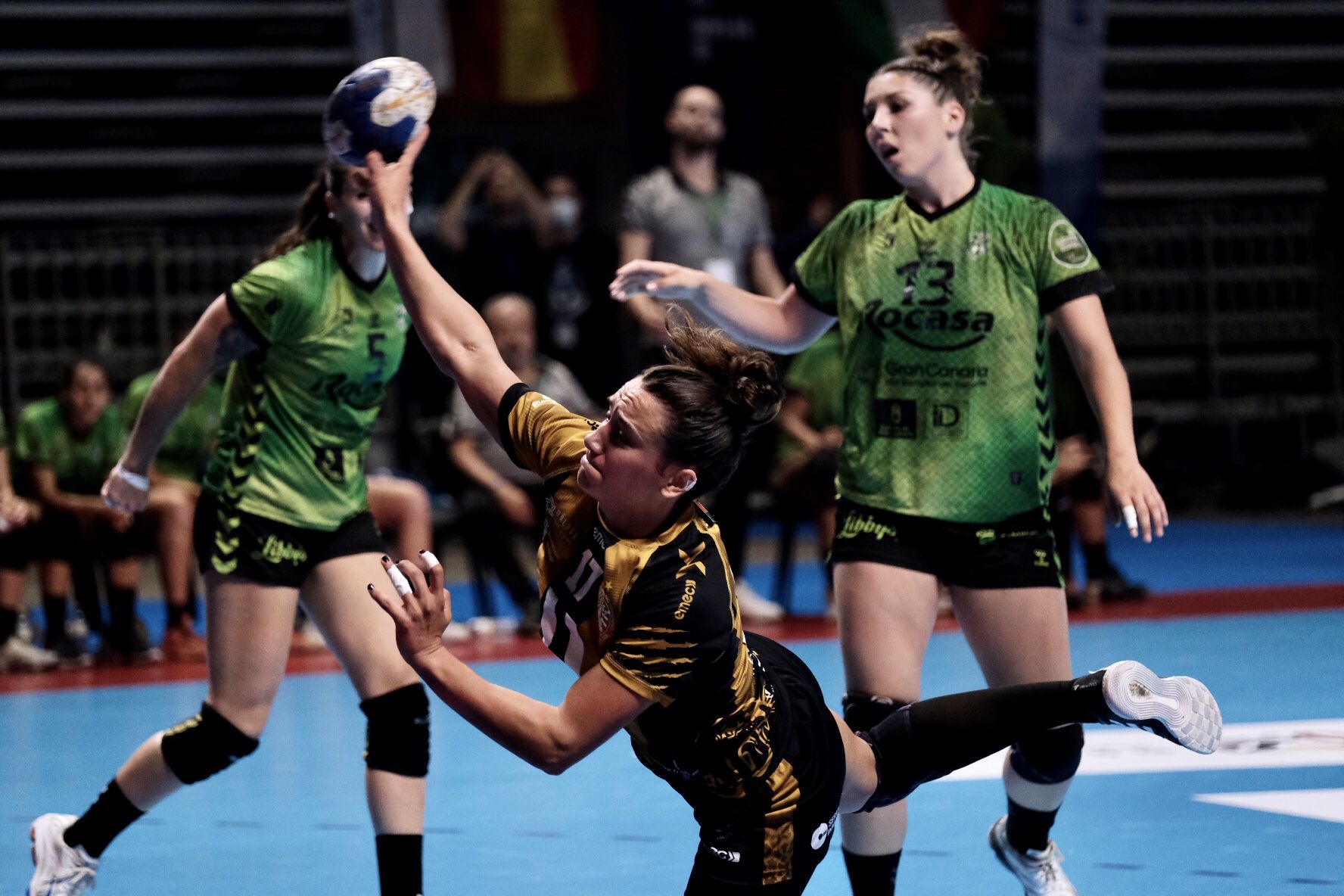 Las imágenes del BM Costa del Sol Málaga - Rocasa Gran Canaria de la final de la EHF European Cup