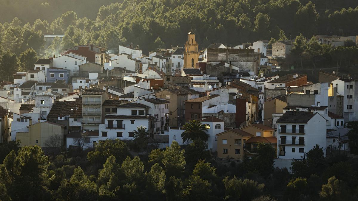 Vista del pueblo de Cirat