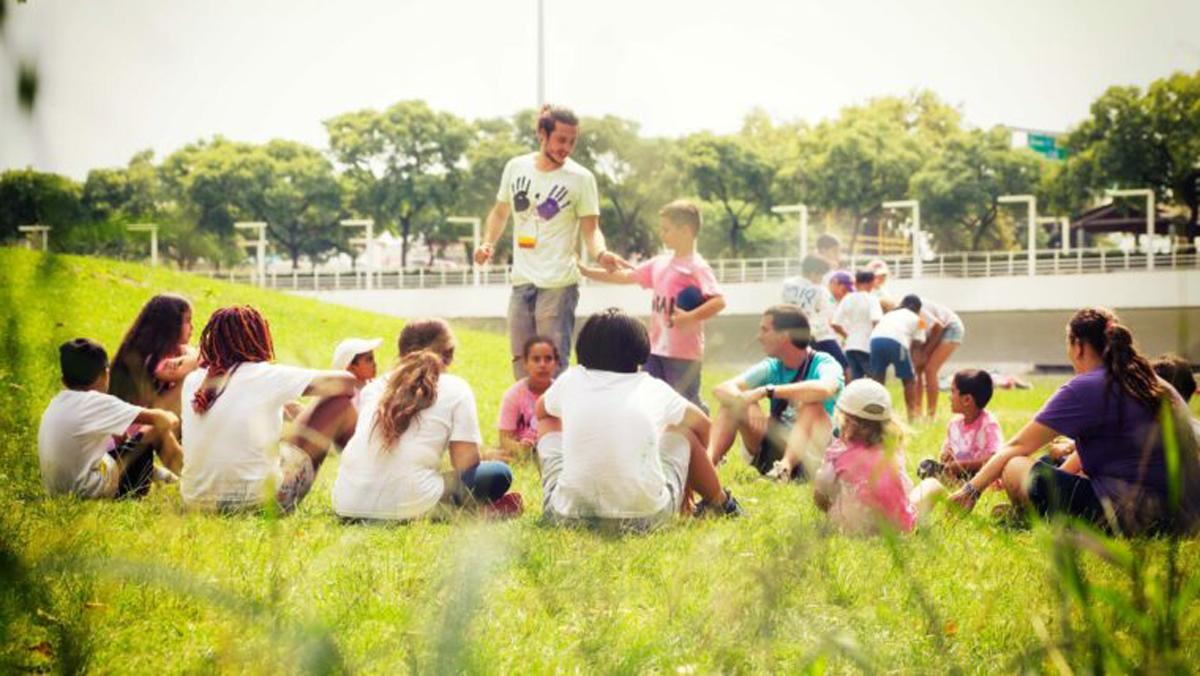 La campanya municipal Testiu molt proposa més de mil activitats destiu per a nens i joves.