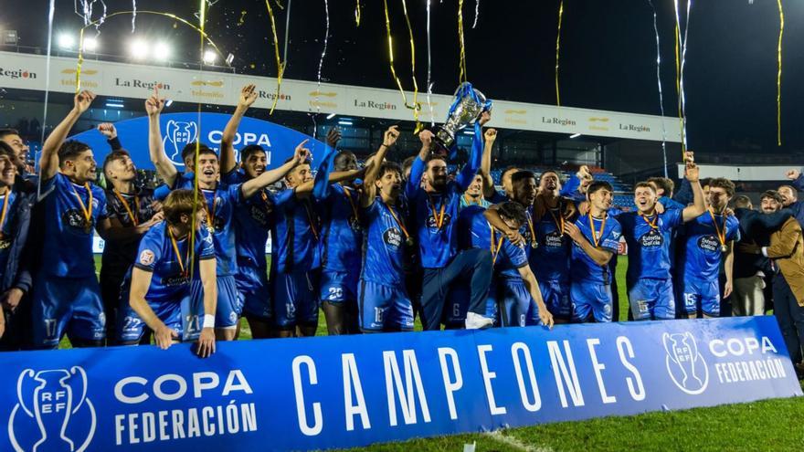 El Ourense levanta la Copa RFEF antes de visitar al Zamora CF