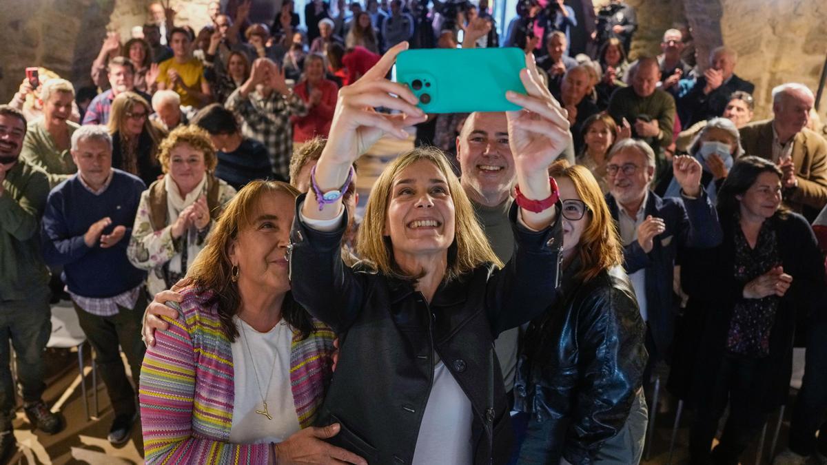 La candidata de Comuns Sumar a la Generalitat, Jéssica Albiach, participa en el acto de inicio de campaña de los comunes en Reus.