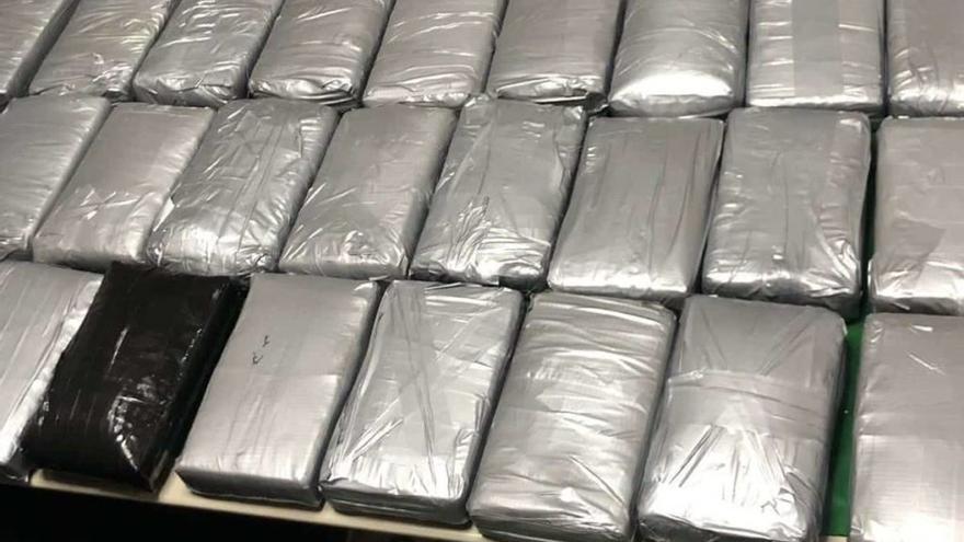 Localizan una ‘goma’ con 500 kilos de cocaína en Canarias